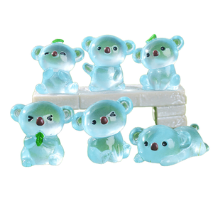 Accesorios de Micropaisaje Navideño, Mini Figura de Resina de Ballena y Pulpo Pintada a Mano, Adorno de Animales Marinos para Jardín - Product Image 1