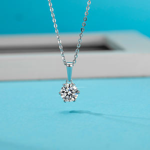 Collar de Plata de Ley con Colgante de Moissanita Redonda - Product Image 5