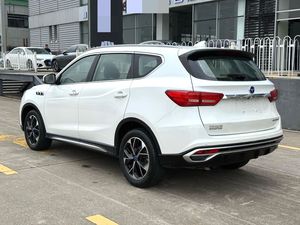 SUV Junma SEEK 5 1.5T 6AT 7 places d'occasion 2018 – SUV chinois de taille moyenne spacieux, voiture familiale fiable pour l'exportation - Product Image 6