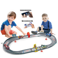 Set de Pista de Carreras de Autos RC de 2.4GHz, Autos de Carreras de Aleación Fundida a Presión a Escala 1:64 con 2 Autos a Control Remoto, Control por Aplicación, Regalo para Niños