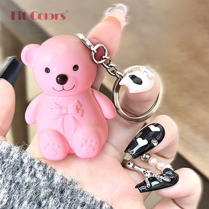 Porte-clés 2 en 1 Rouge à Lèvres Ours Brillant à Lèvres Hydratant et Vegan Cute Bear Brillant à Lèvres Hydratant <span class=keywords><strong>Pour</strong></span> Femmes - Product Image 5