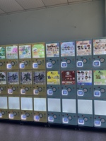 Machine de jeu distributrice en métal de haute qualité pour enfants avec capsules de 50-80 mm, garantie 1 an, interface en anglais
