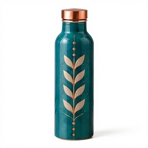 Bouteille d'eau en cuivre émaillé artisanale en gros, motif feuille de thé vert, style ayurvédique, étanche, écologique, gourde métallique pour la gym, le yoga, le bureau - Product Image 1