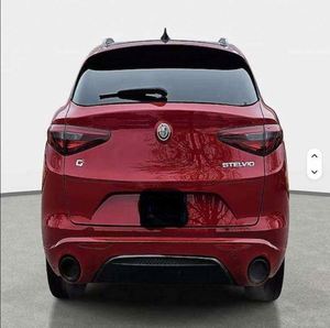 Alfa Romeo <span class=keywords><strong>Stelvio</strong></span> Ti SUV d'occasion en excellent état - Product Image 6