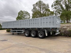 SINOTRUCK Semi-remorque de transport routier lourd 8x4 Diesel Euro 6 Nouveau camion fourgon de fret Boîte de vitesses FAST 10 rapports 351-450 ch 31-40T - Product Image 5