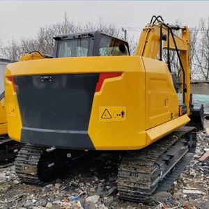 Excavatrice sur chenilles haute performance de 15 tonnes, moteur 915F, excavatrice compacte à rayon de braquage réduit pour la construction urbaine et l'entretien routier - Product Image 4