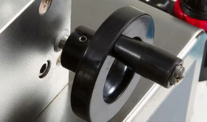 เครื่องบรรจุแบบกึ่งอัตโนมัติหัวฉีดเดี่ยวแบบกำหนดเองได้ สำหรับบรรจุน้ำผึ้ง ครีม เครื่องดื่ม ซอสพริก เบียร์ - Product Image 2