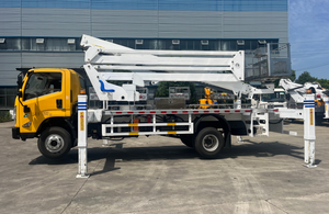 Nuovo Camion con Piattaforma Aerea a Controllo Idraulico Powerlift con Altezza Massima di Lavoro di 65m per Operazioni ad Alta Quota - Product Image 2