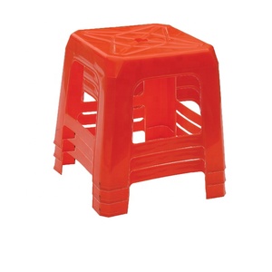 Tabouret/chaise carré <span class=keywords><strong>en</strong></span> plastique <span class=keywords><strong>en</strong></span> gros, polyvalent pour <span class=keywords><strong>la</strong></span> salle à manger, les salles d'attente et les patios extérieurs, résistant aux UV - Product Image 6