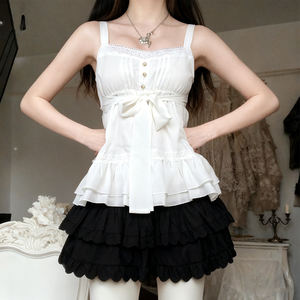 Top estilo palacio, transparente y seductor, con cordones en la cintura y tirantes, con una delicada y versátil camisola con encaje. - Product Image 3