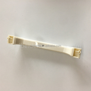 Poignée de porte de <span class=keywords><strong>four</strong></span> en plastique blanc WB15X322, poignée de remplacement pour <span class=keywords><strong>four</strong></span> à <span class=keywords><strong>micro</strong></span>-ondes Hotpoint - Product Image 5