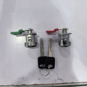 Cilindro de cerradura de puerta de coche Ford Explorer Sport Trac 7C3Z1521990A con 2 llaves para modelos 02-05 - Product Image 1