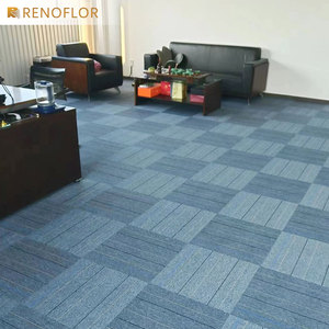 Tapis tissés carrés imperméables de PVC de 3mm pour le bureau à la maison polypropylène ignifuge de modèle de puzzle de pile de coupe d'adulte pour des hôtels - Product Image 1