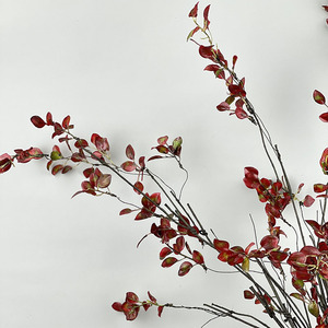 Branches de feuilles d'automne artificielles en tissu de soie rouge et orange pour la décoration de mariage, de la maison et du plafond - Product Image 4