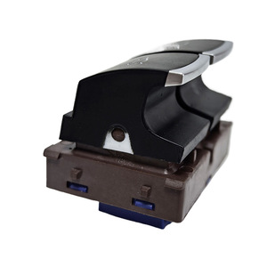 Interruptor de Apertura de Maletero Volkswagen 35D959903 para Control de Maletero y Tapa de Combustible con Indicador Luminoso - Product Image 4