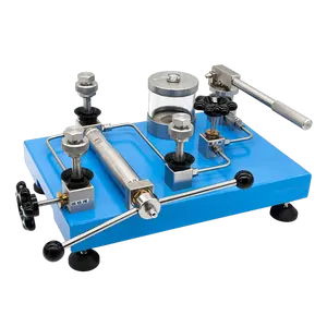 High Quality Anti-Corrosion Pressure Transmitters Test Bench Hand Hydraulic Pump Pressure Calibrator