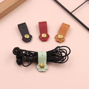 Organisateur de câbles en cuir PU en forme de patte de chat mignon, mini organisateur de câbles de voyage, sangles de câbles réutilisables - Product Image 1