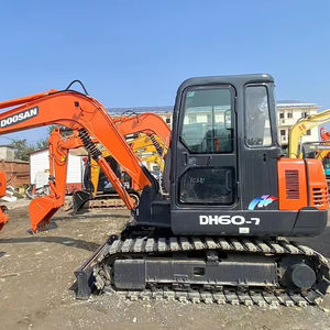 Oferta Especial: Excavadora Hidráulica Doosan DH60-7 Modelo 2023 de Alta Calidad, 6 Toneladas, Pocas Horas de Uso, de Segunda Mano, con Caja de Cambios, Bomba, Rodamientos y Motor - Product Image 1