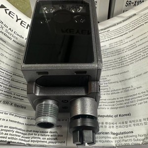 Lector de Códigos de Barras Keyence SR-X100, Escáner de Códigos 1D y 2D, Sensor CMOS, Uso Industrial - Product Image 2