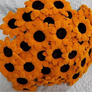 Bouquet de tournesols en bâtonnets torsadés, produit fini, fabriqué avec des bâtonnets torsadés, cadeau pour amis, camarades de classe, fête des enseignants - Product Image 4
