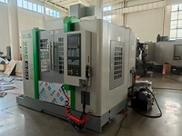 Mini centre d'usinage vertical CNC 3 axes VMC600 avec contrôle Siemens Faible coût de maintenance Haute qualité