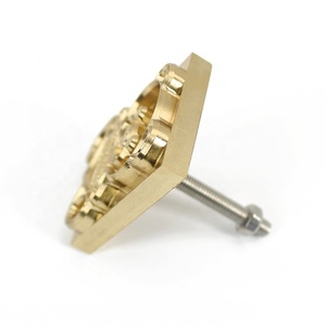 Plaque personnalisée de haute qualité sur mesure en usine, commande minimale d'un exemplaire - Product Image 1