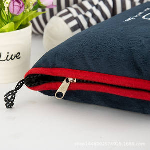 Изготовленным на заказ логосом портативный фланель флис Двусторонняя сложить 2 в 1 Подушка Одеяло с застежкой-молнией для офиса для путешествий самолет - Product Image 3