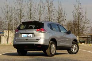 Auto <span class=keywords><strong>Nissan</strong></span> Usate Economiche 2014 <span class=keywords><strong>X</strong></span>-<span class=keywords><strong>Trail</strong></span> 2.0L CVT Edizione Comfort con Tetto Apribile, Interni Chiari, Opzione di Qualità a Basso Costo, SUV Compatto - Product Image 5