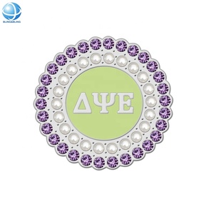 Broche Azul Marino Personalizado con Cristal y Perla, Broche con Letras Geek para Fraternidad, Regalos Sociales - Product Image 2