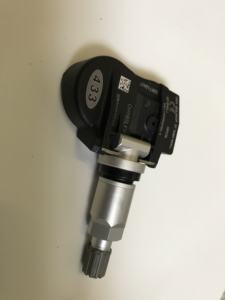 4H23-1A159-AE لجاكوار XF XJ k لاند روفر ديسكفري روفر C2C41655 XR855949 LR010532 TirePressuresensor - Product Image 2