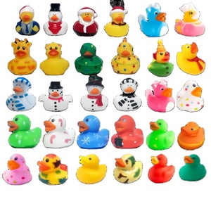 <span class=keywords><strong>Canard</strong></span> jaune jouet de bain dessin animé de haute qualité <span class=keywords><strong>canard</strong></span> flottant matière plastique propre et bon prix d'usine personnalisé vente en gros - Product Image 1