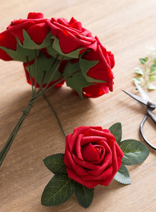 Juego <span class=keywords><strong>de</strong></span> Cajas <span class=keywords><strong>de</strong></span> Flores Artificiales, Rosas Rojas, 25 Piezas, Rosas <span class=keywords><strong>de</strong></span> Aspecto Real para el Día <span class=keywords><strong>de</strong></span> San Valentín, Centros <span class=keywords><strong>de</strong></span> Mesa para Bodas <span class=keywords><strong>y</strong></span> Decoraciones <span class=keywords><strong>de</strong></span> Mesa - Product Image 2