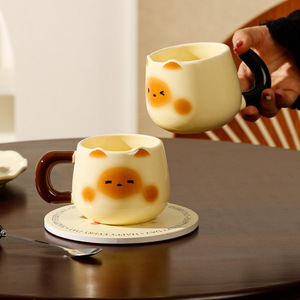 Lelyi Cat Taza de cerámica Taza de agua con tapa Cuchara Caja de regalo Linda Cumpleaños Compañero creativo Regalo para amigos - Product Image 2