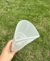Plantes auto-arrosantes durables moulées par injection de 2X37cm de hauteur supportant un poteau en mousse en plastique avec goutteur pour la maison et le jardin