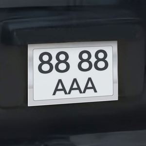 Marco de Matrícula Metálico de Alta Calidad de Mongolia - Acabado Espejo, Duradero y Resistente a la Oxidación para Autos y Camiones - Product Image 4