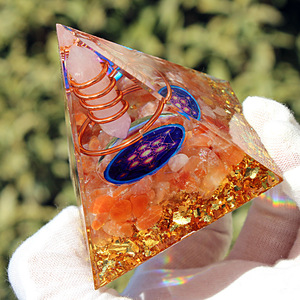 <b>Crystal</b> <b>Chip</b> Pyramid Resin Epoxy Craft Desktop Ornament Home Decoration - Product Image 3