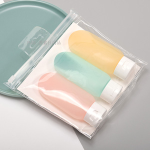 Ensemble de flacons de voyage pour shampoing et gel douche, 60 ml, en PE coloré semi-transparent, avec bouchon à clapet, pour une utilisation portable - Product Image 4
