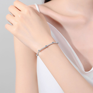 Pulsera de moissanita de plata de ley S925 para mujer, elegante y versátil joyería de nicho, regalo de San Valentín para novia - Product Image 2