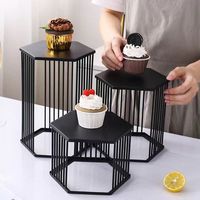 Goldene Kuchenwerkzeuge Dessert-Tisch Dekoration Präsentationsständer-Set Buffet Kalte Speisen Obstteller und Teepausen-Tischregal