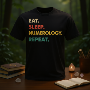 T-shirt Eat Sleep Numerology Repeat pour les amateurs de numérologie - Product Image 3