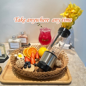 Bán buôn Nhà Bếp Có thể sạc lại các thiết bị Mini thực phẩm Máy trộn điện nhỏ trái cây tươi Máy ép trái cây máy xay sinh tố chai để bán - Product Image 6