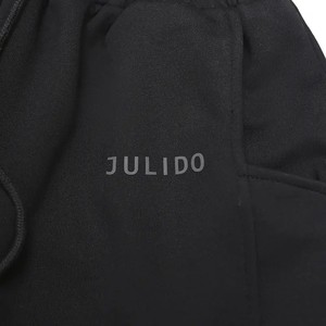 Pantalones cortos deportivos de entrenamiento informales de verano al por mayor para hombre 100% algodón respetuosos con el medio ambiente con logotipo personalizado estampado pantalones cortos de color sólido - Product Image 6