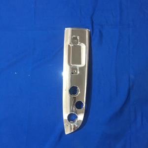 อะไหล่ตัวถังรถชุบโครเมี่ยมอะไหล่ตกแต่งหลังคาสำหรับรถ <span class=keywords><strong>Isuzu</strong></span> <span class=keywords><strong>Deca</strong></span> <span class=keywords><strong>320</strong></span> <span class=keywords><strong>Deca</strong></span> 270 FSR FTR - Product Image 3