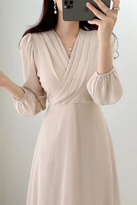 Abito Lungo in <span class=keywords><strong>Chiffon</strong></span> da Donna Autunno 2026, Stile Coreano Chic Francese, Sottile con Scollo a V, Plissettato, Allacciatura in Vita, Maniche Lunghe, Sopra il Ginocchio - Product Image 6