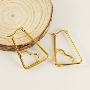 Heart Shape Hoop Earrings Gold Plated Geometric Design For Women Fashion Jewelry - Product Image 3