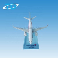 Maquette en métal de l'avion B737-800 de Malaysia Airlines, échelle 1:400, 9 cm, modèle d'avion moulé sous pression avec impression sérigraphiée, cadeau d'affaires