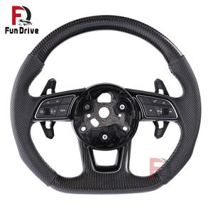 Volant chauffant en fibre de carbone LED personnalisé avec palettes de changement de vitesse pour <span class=keywords><strong>Audi</strong></span> A3 A4 A4L S4 RS4 A5 S5 RS5 A6L A7 Q2L Q3 Q5 Q5L <span class=keywords><strong>Q</strong></span> - Product Image 5