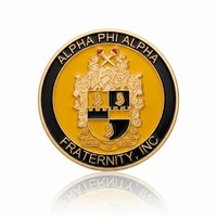 Pièce commémorative Alpha Phi Alpha personnalisée en émail jaune et noir avec bordure dorée moulée en 3D, pour les anciens étudiants, MOQ