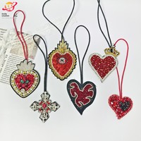 Coeur perlé fait à la main bricolage pendentif transfrontalier en gros feutre de Style à coudre pour sac panier de légumes petits accessoires fil