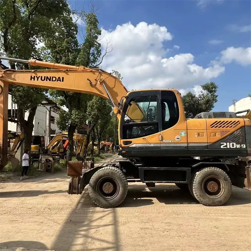 Excavateur sur pneus d'occasion original Machinerie lourde Hyundai 210 210W-9 Construction d'occasion bon marché à vendre